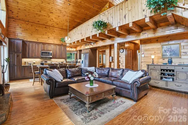 9680 NC 181 HWY, Newland, NC 28657