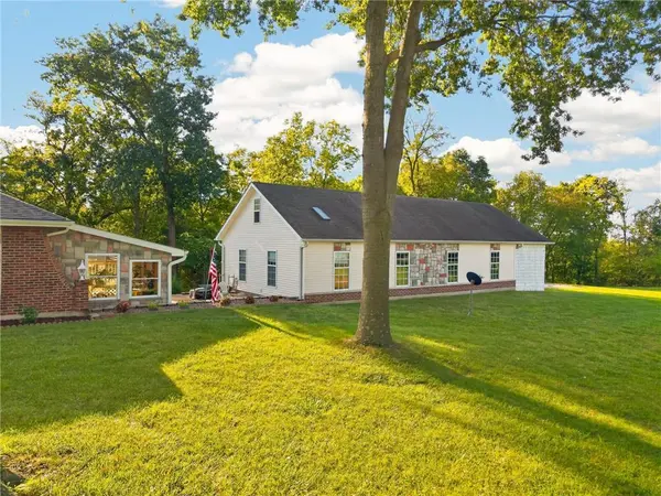 15007 Northern Hills DR, Holt, MO 64068