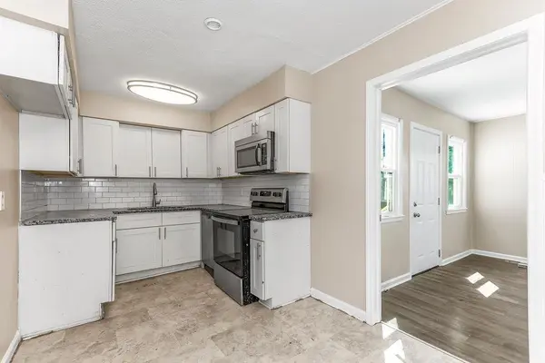 116 N Peck DR, Independence, MO 64056