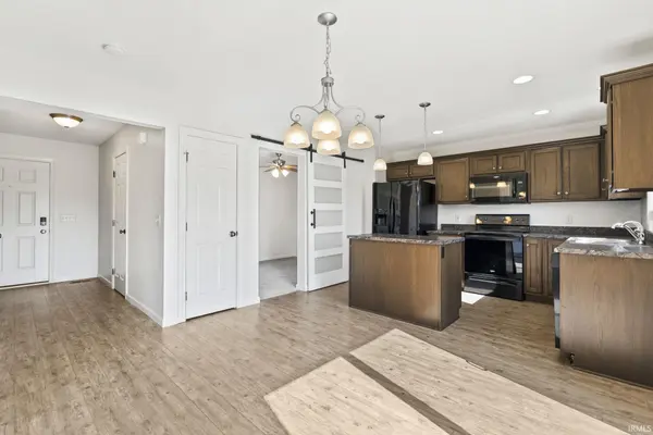 16790 Hatstick CT, Fort Wayne, IN 46845-5903