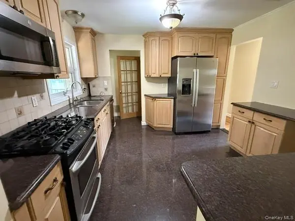 219 Willets LN, Jericho, NY 11753