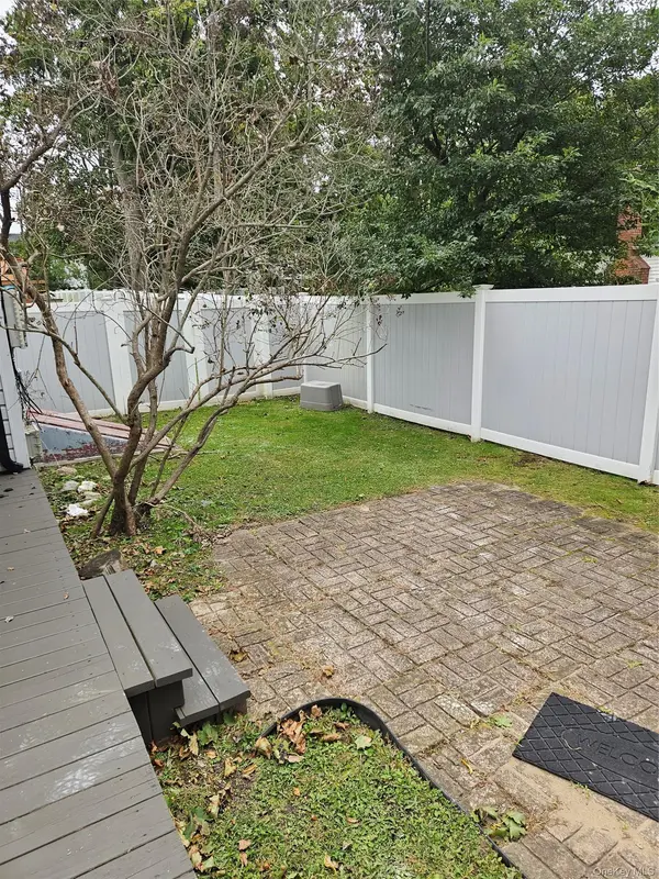 Address not disclosed, Sayville, NY 11782