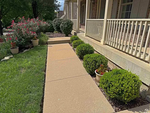 4508 Grove DR, Lawrence, KS 66049