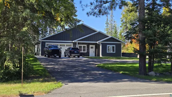 7183 Ely Lake Dr, Eveleth, MN 55734