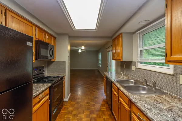 8234 Ontario LN, Indianapolis, IN 46268