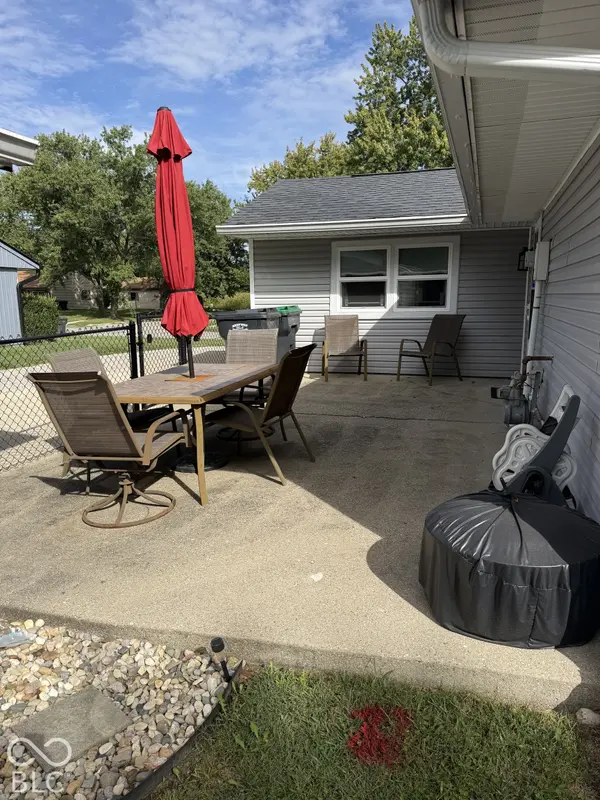 283 Bittersweet DR, Whiteland, IN 46184