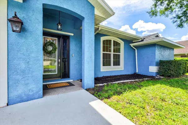 7129 QUEEN PALM CIR, Sarasota, FL 34243