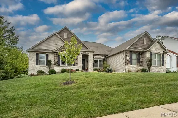 101 Castlewood Estates DR, O'fallon, MO 63368