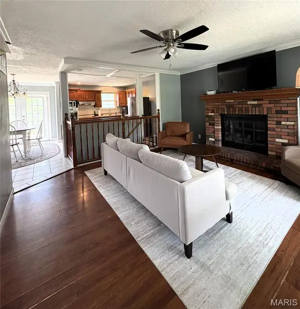 6344 Charlay DR, Imperial, MO 63052