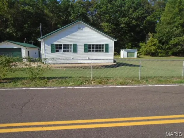 4287 Flucom RD, De Soto, MO 63020