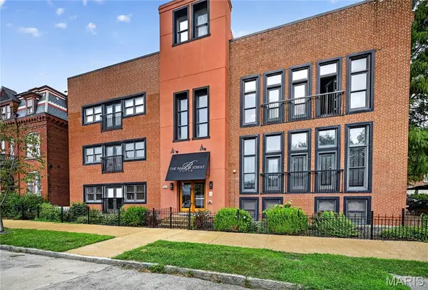 2401 S 12th ST #101, St Louis, MO 63104
