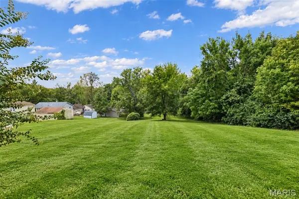 4620 N Alby RD, Godfrey, IL 62035