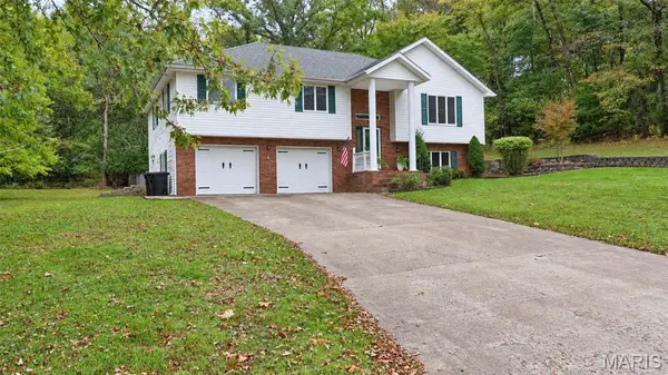 103 Tiger ST, Waynesville, MO 65583