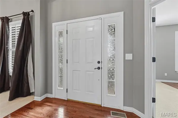1817 Majestic Oaks DR, Wentzville, MO 63385