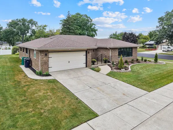 15360 Orchid CT, Orland Park, IL 60462