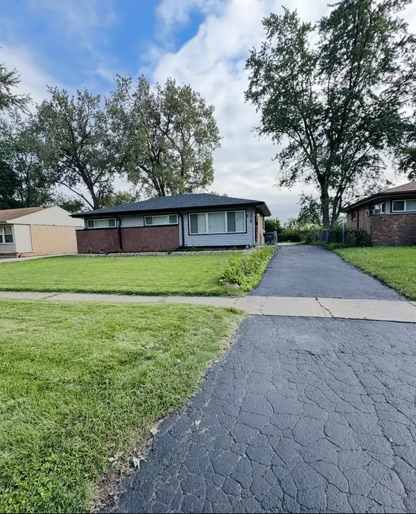 2829 Stafford DR, Markham, IL 60428