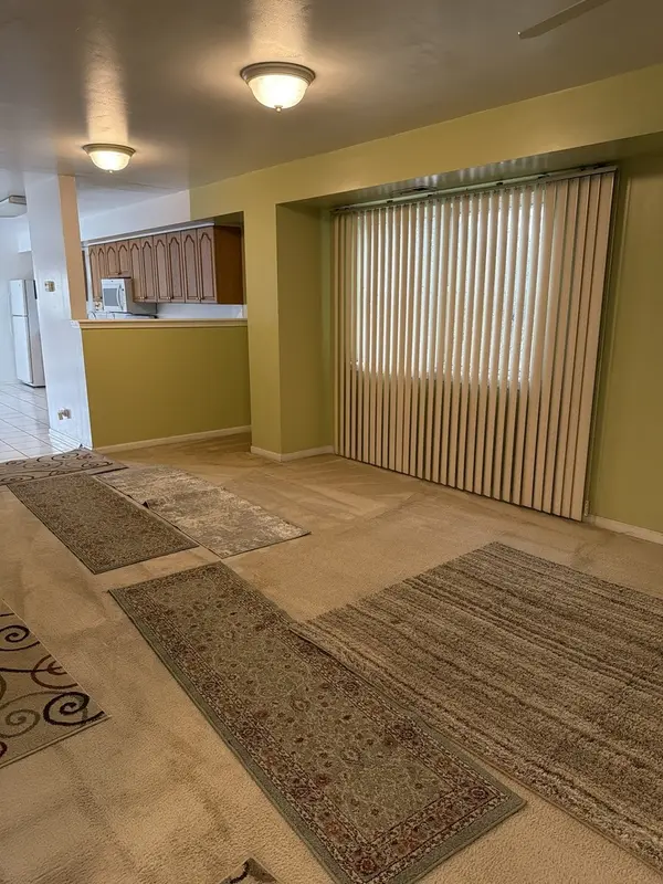 4100 W Cermak RD #1, Chicago, IL 60623