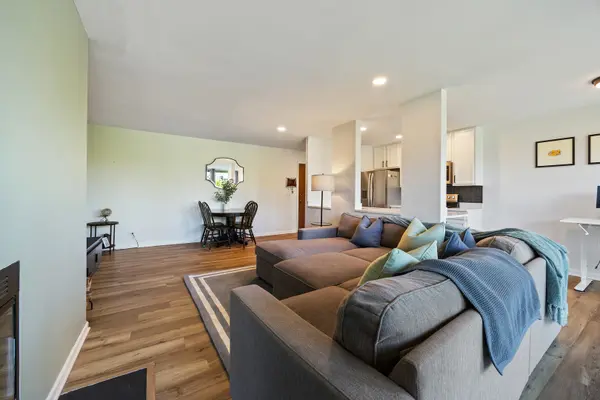 6010 Oakwood DR #3H, Lisle, IL 60532