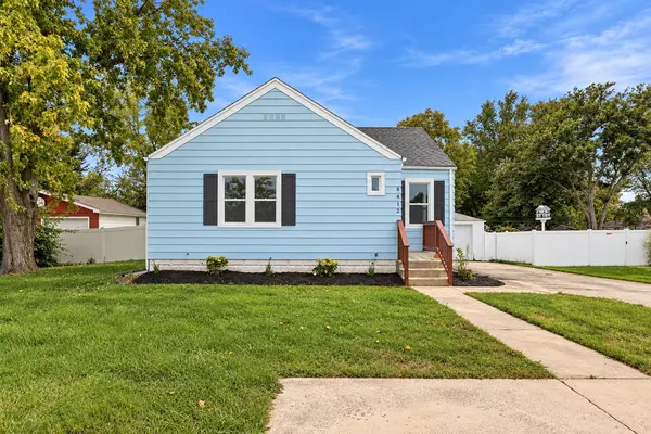 8412 W Taft ST, Merrillville, IN 46410