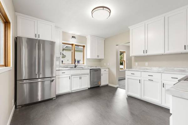 204 1st ST, Russell, MN 56169