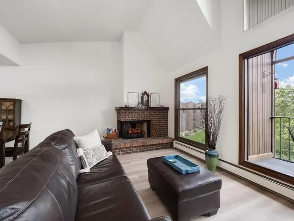 9700 Portland AVE S #331, Bloomington, MN 55420