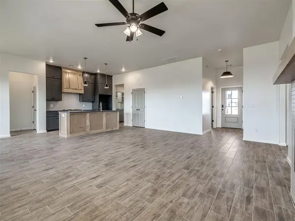 11900 NW 119th ST, Yukon, OK 73099