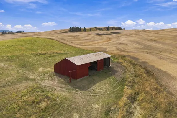 2031 Walter Siding Rd, Garfield, WA 99130