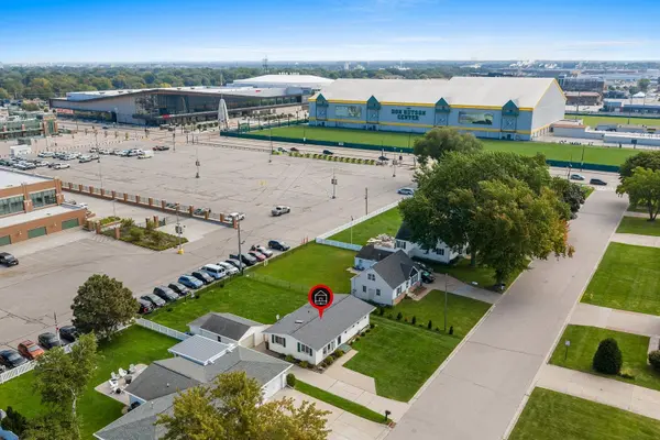 910 STADIUM DR, Green Bay, WI 54304-4449