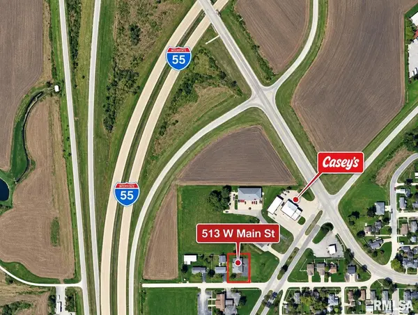 513 W MAIN ST, Williamsville, IL 62693