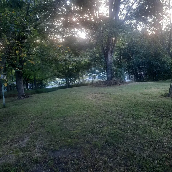 0 Bluff St, Mcminnville, TN 37110