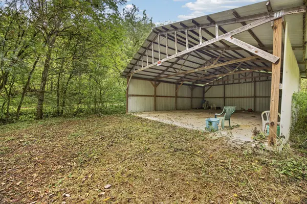 1310 Hunting Creek Road, Whitleyville, TN 38588