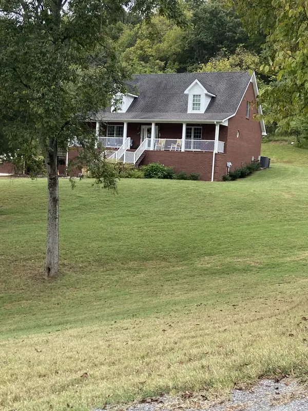 107 Brandon Ln, Woodbury, TN 37190