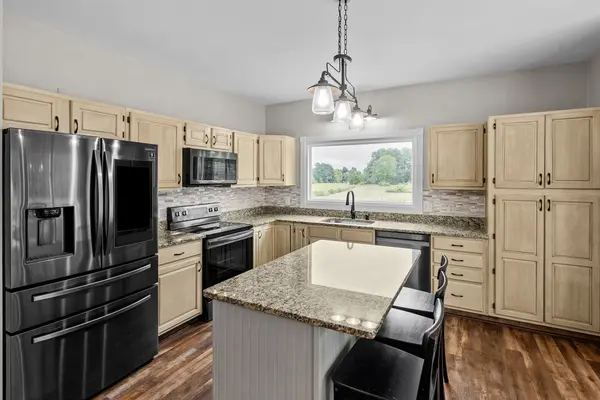 114 Skylark Dr, Hopkinsville, KY 42240