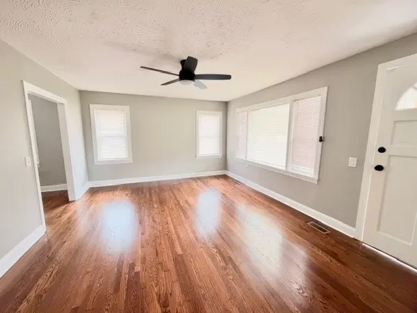 205 Alabama St, Huntland, TN 37345
