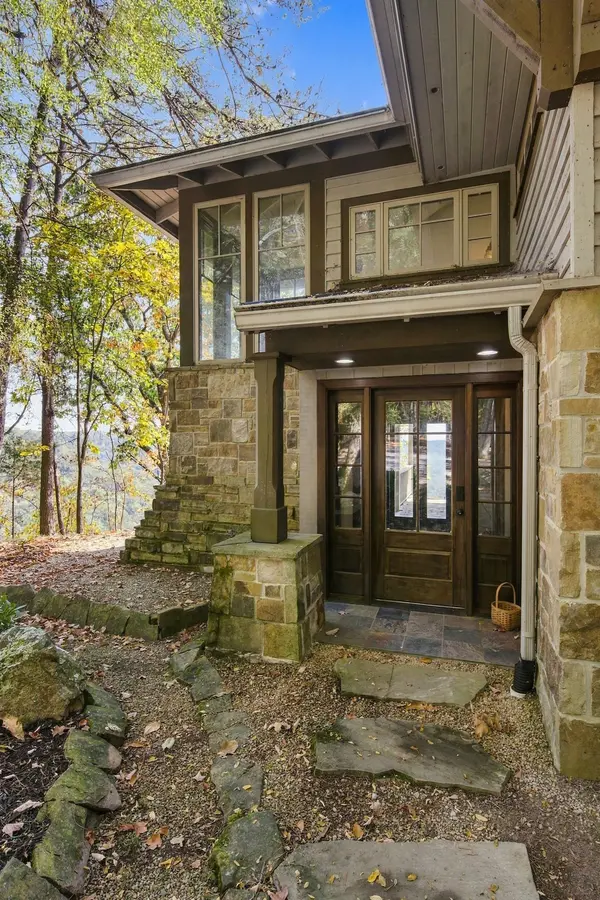 1460 Clifftops Ave, Monteagle, TN 37356