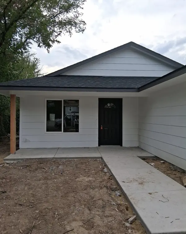1317 N Erie Ave, Wichita, KS 67214