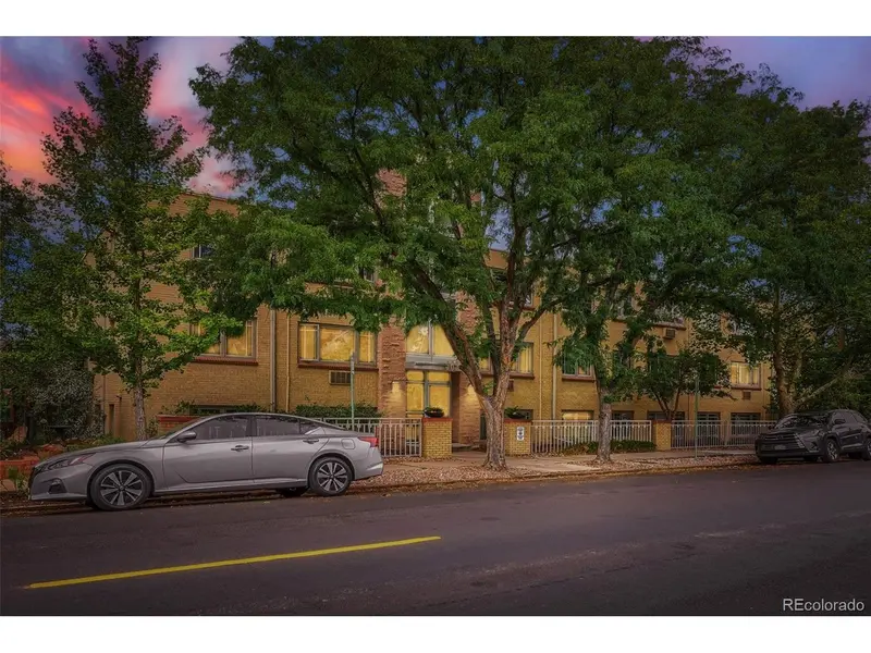 969 S Pearl #305, Denver, CO 80209