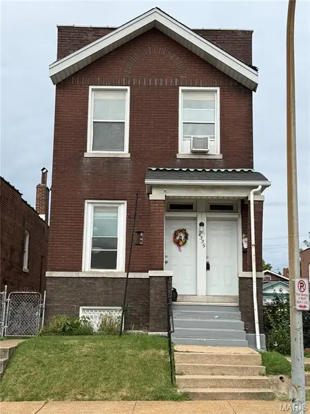 4335 Minnesota AVE, St Louis, MO 63111
