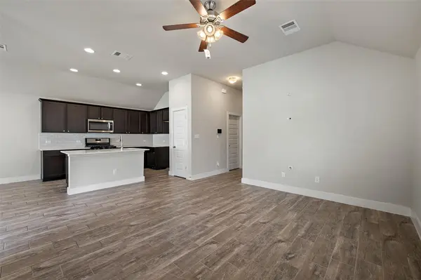 118 Trailstone DR, Bastrop, TX 78602