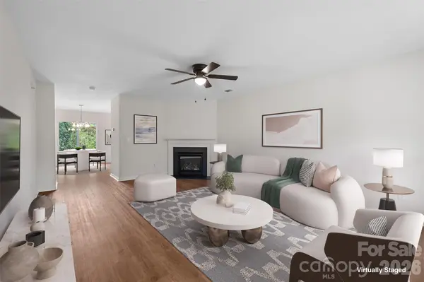 2824 Easton Knoll DR, Dallas, NC 28034