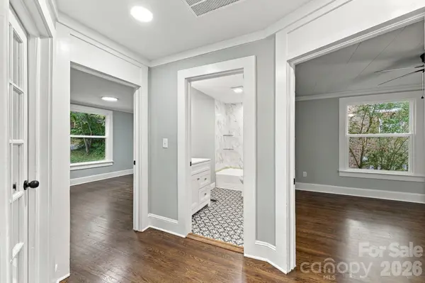 516 Englewood ST NE, Concord, NC 28025