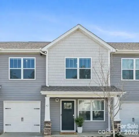 42 Benedict LN, Weaverville, NC 28787