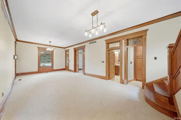 201 W 1st ST, Warren, IN 46792