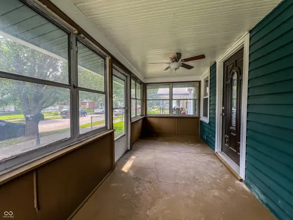 946 N Somerset AVE, Indianapolis, IN 46222
