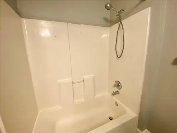 5475 VINELAND RD #8104, Orlando, FL 32811