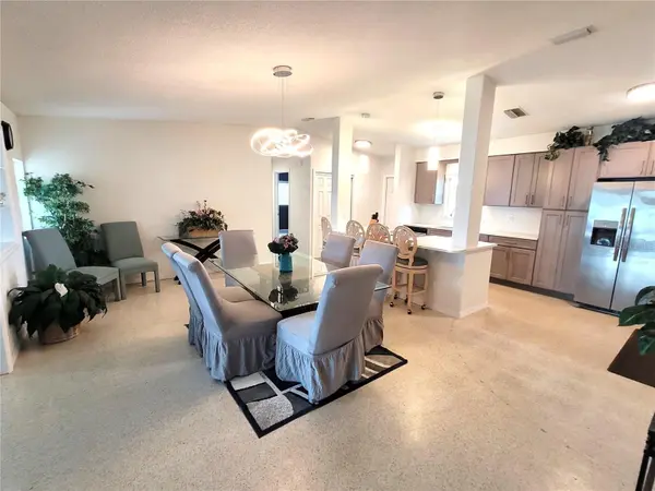 137 MIDWAY IS, Clearwater, FL 33767