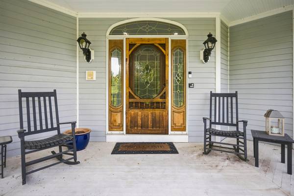 45W235 Hillview LN, Hampshire, IL 60140