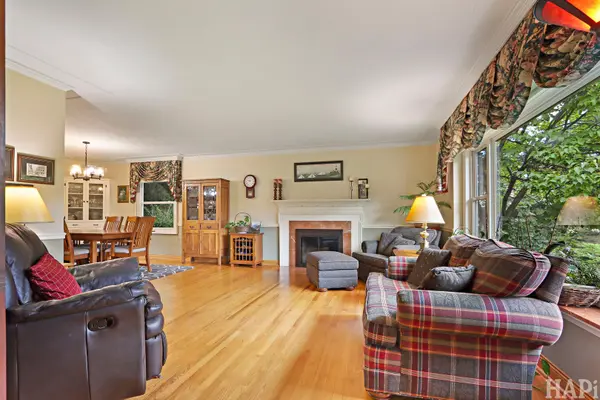 24225 W Saxony DR, Lake Villa, IL 60046