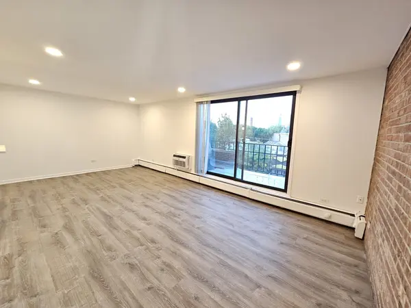 2250 N Lincoln AVE #502, Chicago, IL 60614
