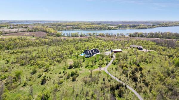 5748 150th ST W, Faribault, MN 55021
